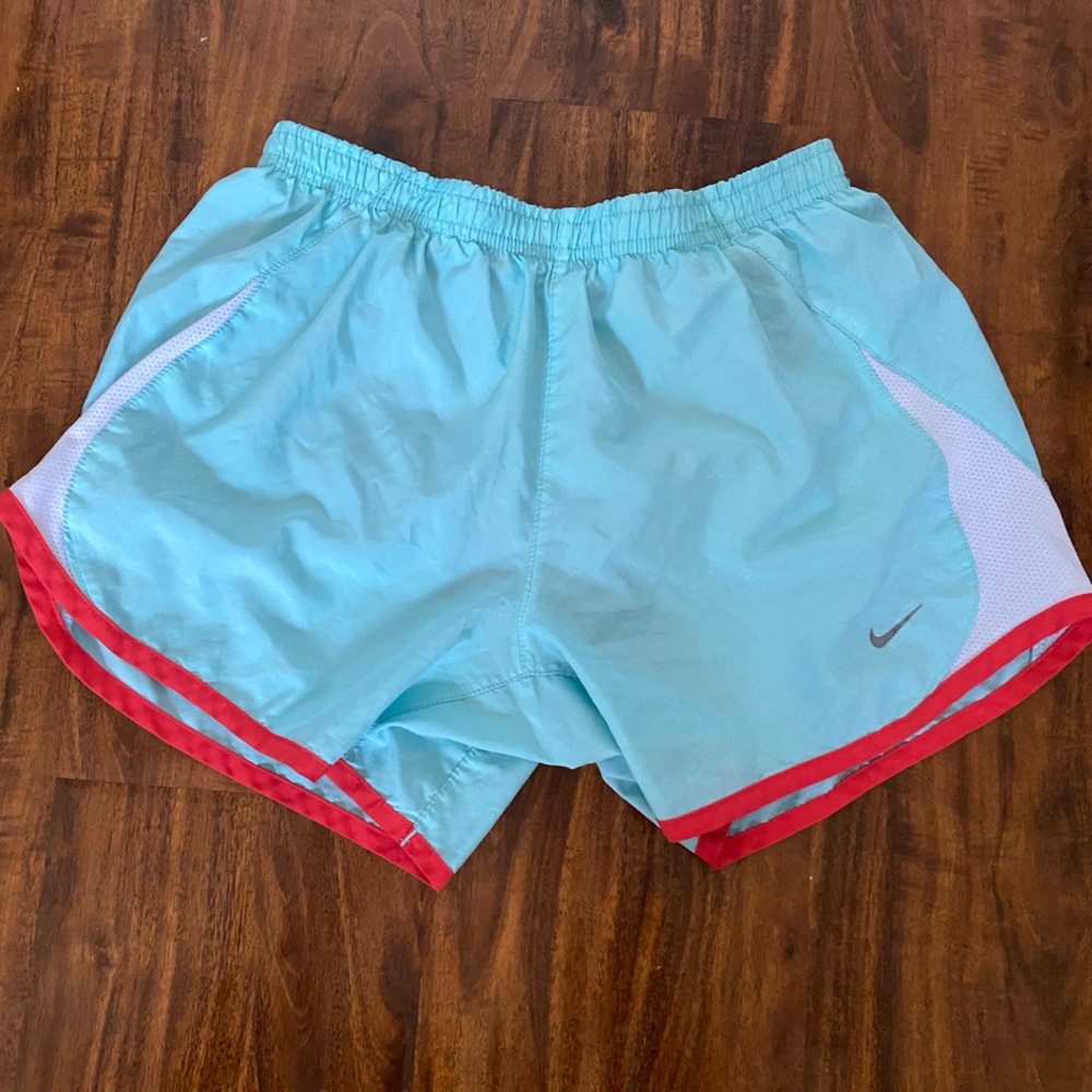 girls nike shorts